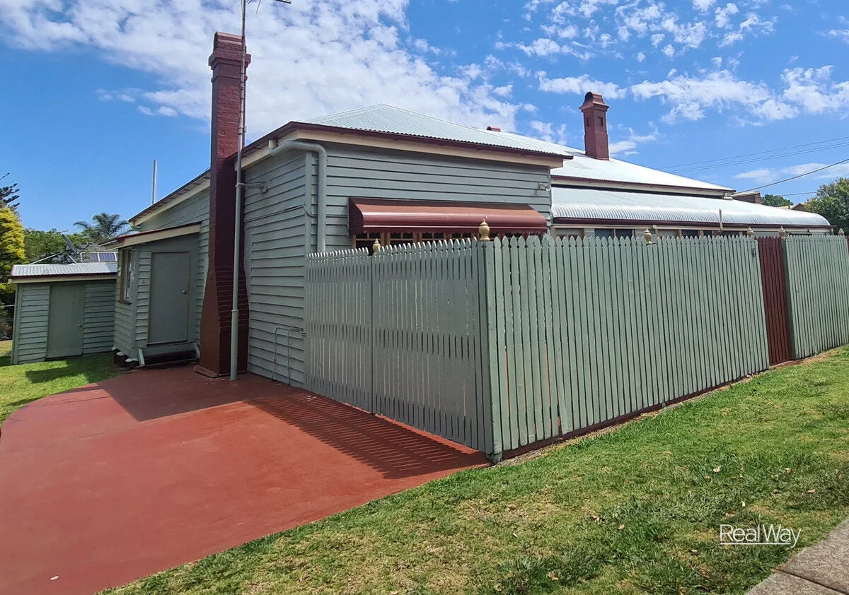 4/14 Herries Street, East Toowoomba QLD 4350