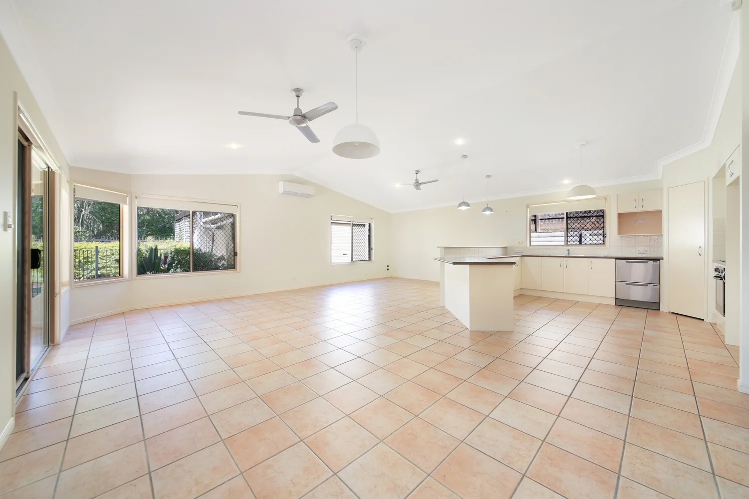 Additional image 3 of 3 Lilydale Place, Molendinar QLD 4214