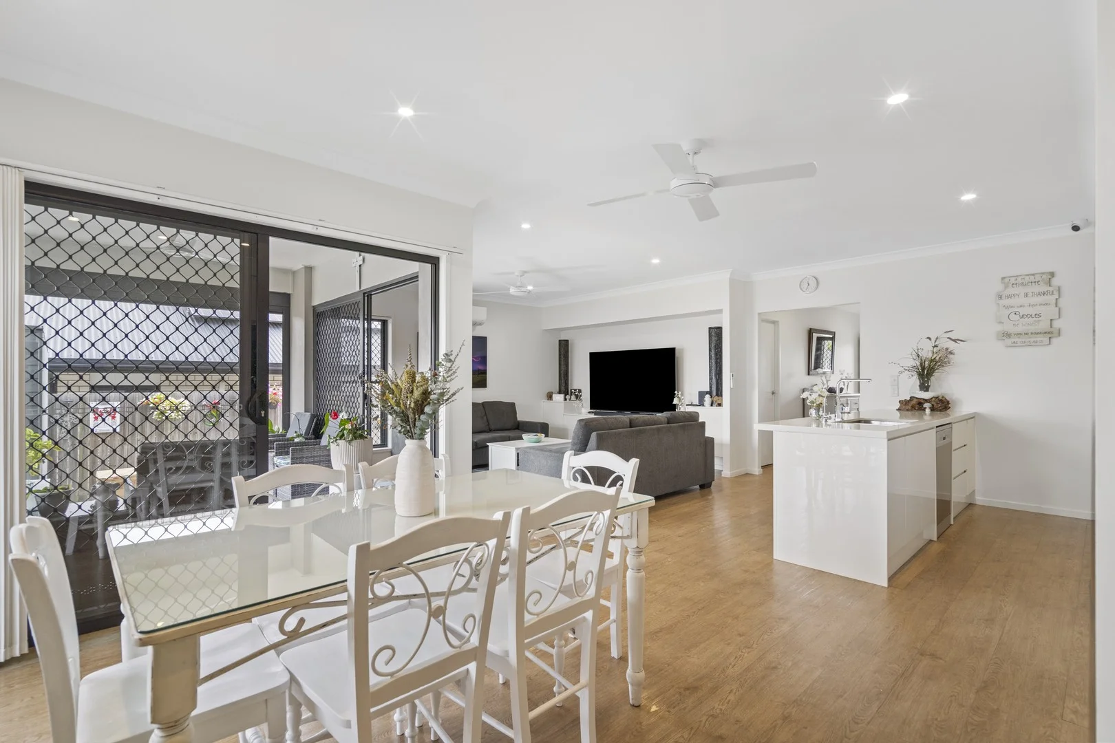 2 Bradleys Street, Ripley QLD 4306