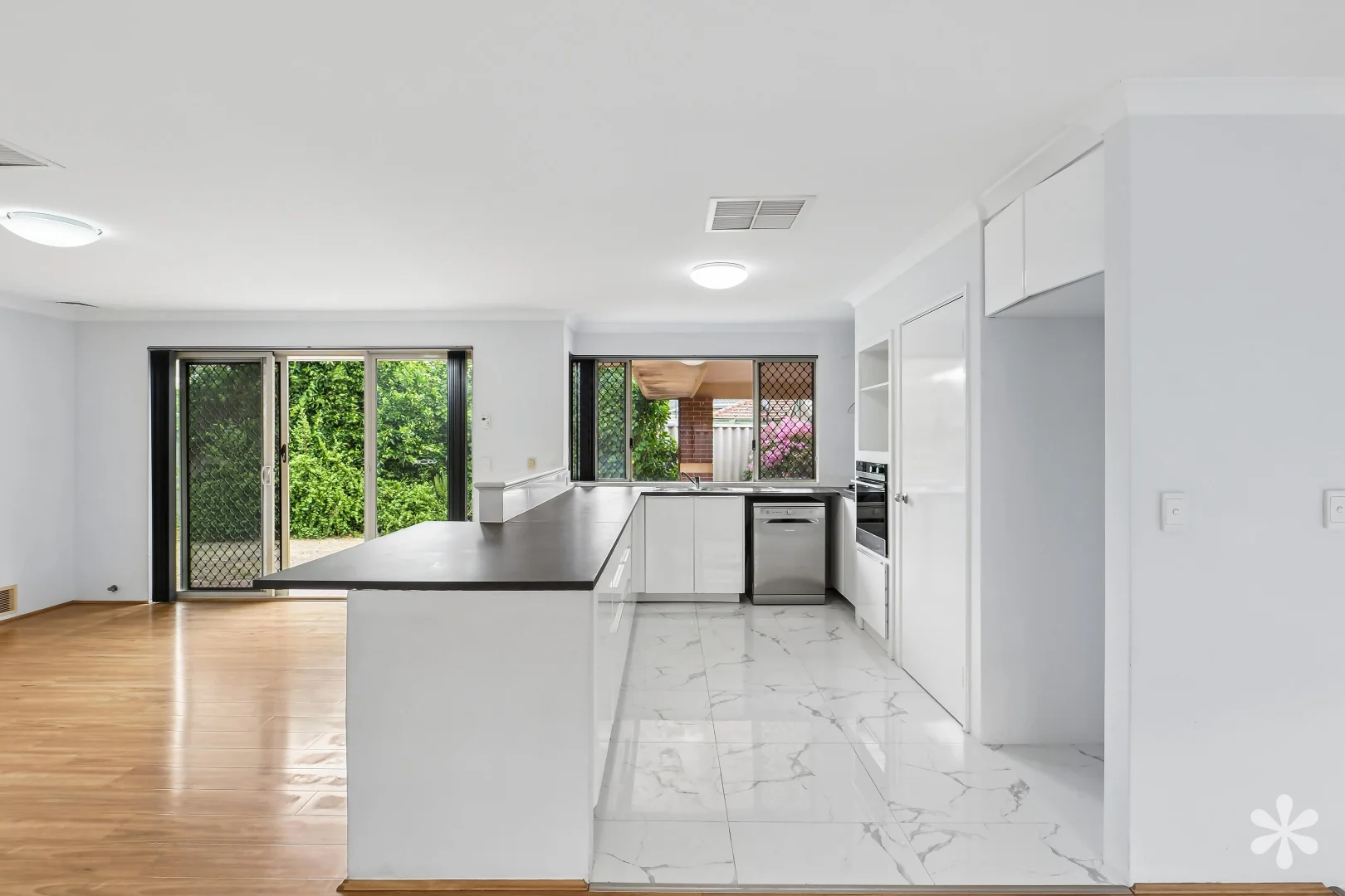 Additional image 3 of 47B Henning Crescent, Manning WA 6152