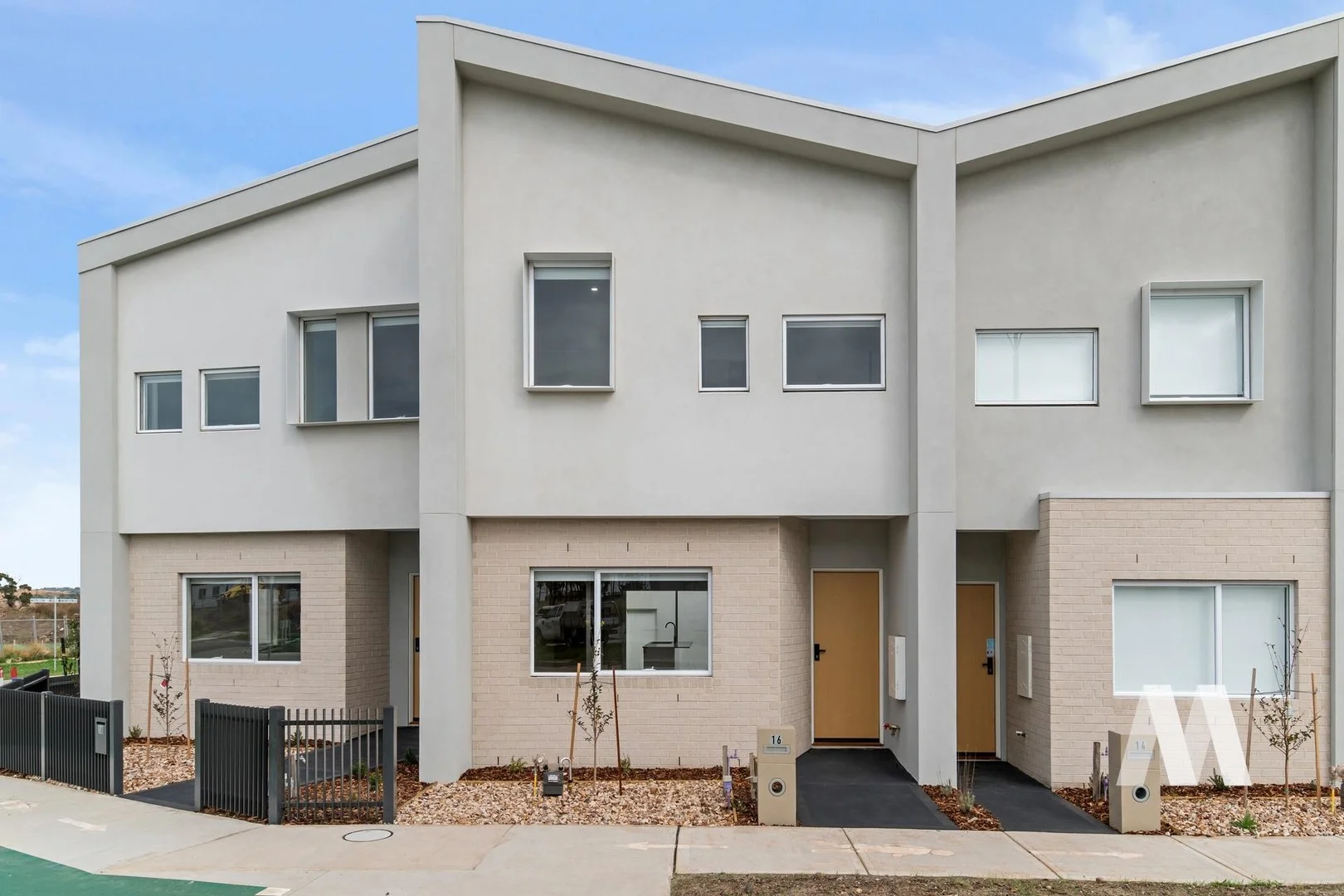 16 Tasman Boulevard, Donnybrook VIC 3064