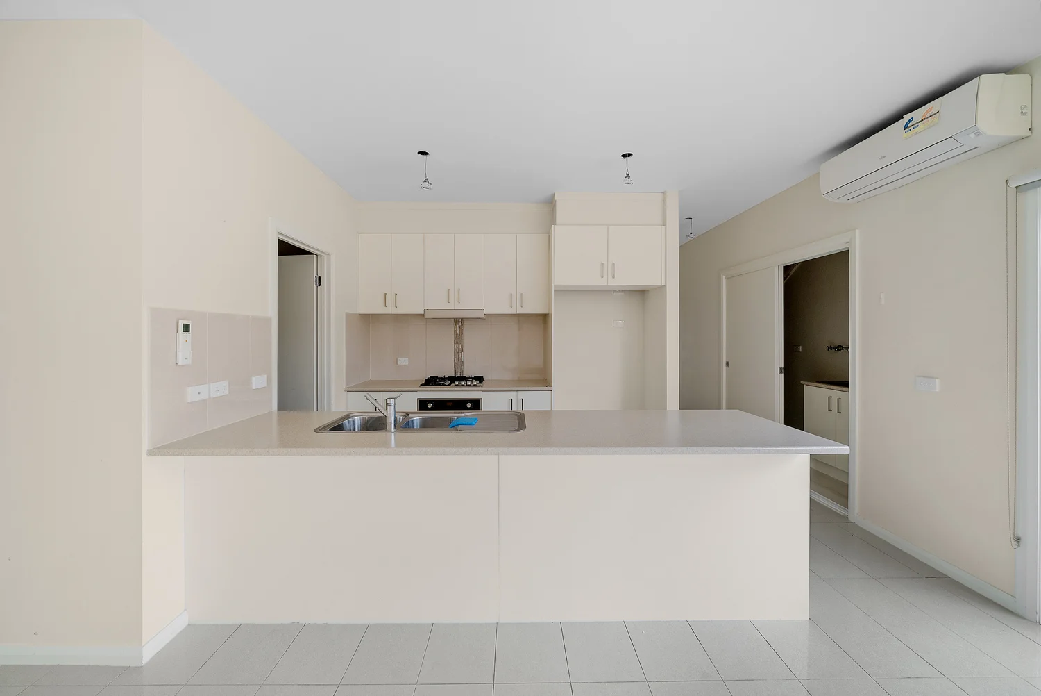Additional image 2 of 2/25 Carrington Street, Sydenham VIC 3037