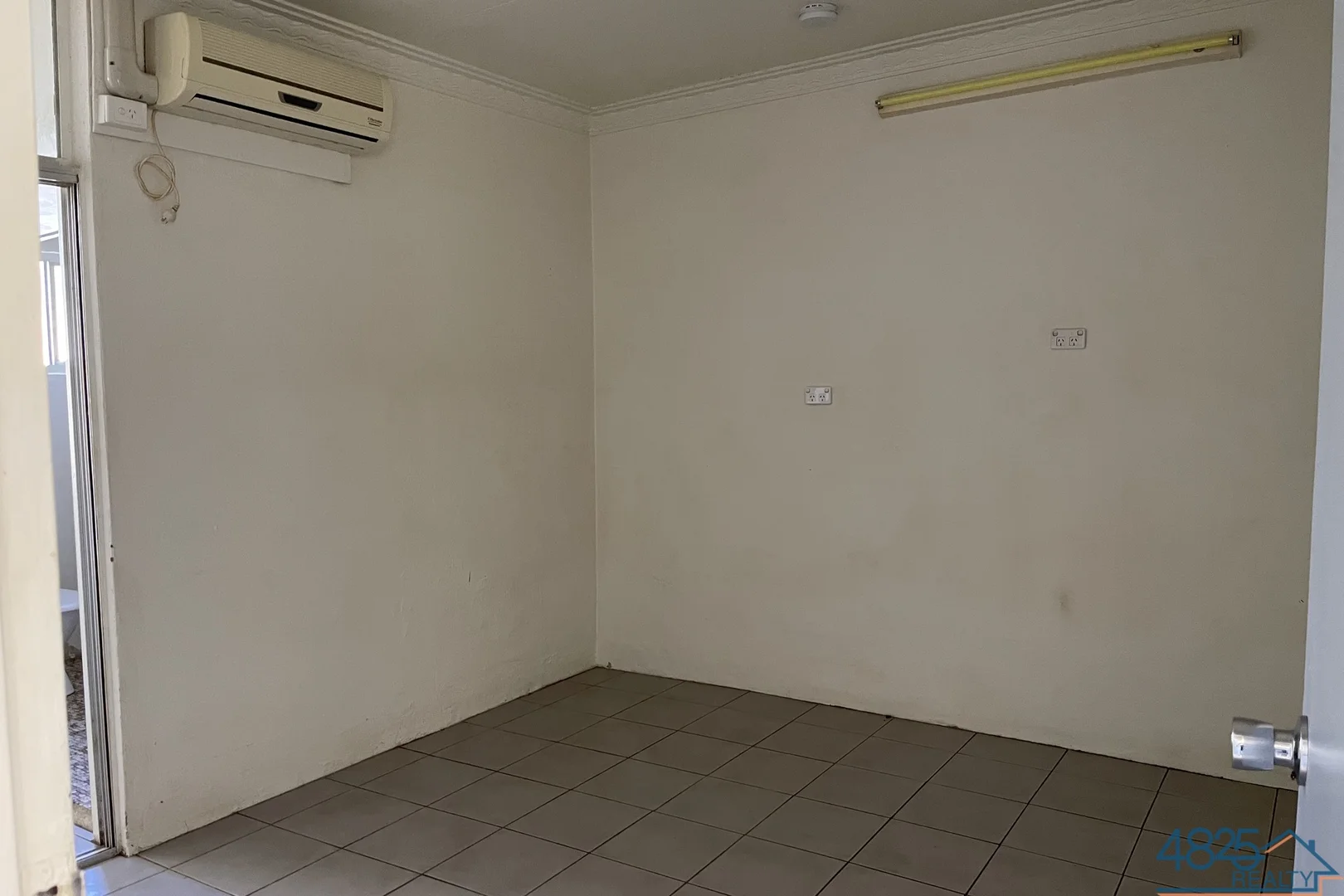 Additional image 3 of 3/36 Flynn Street, Mount Isa QLD 4825