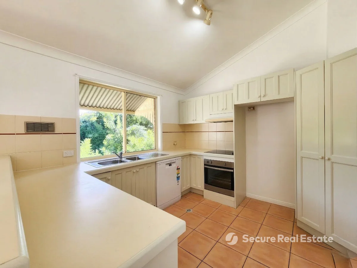 Additional image 9 of 31 Burns Parade, Chapel Hill QLD 4069