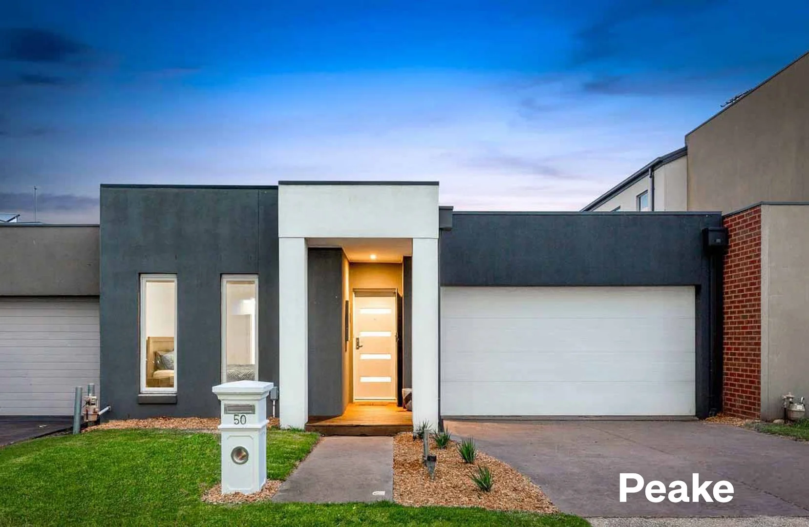 50 Edgeware Close, Pakenham VIC 3810