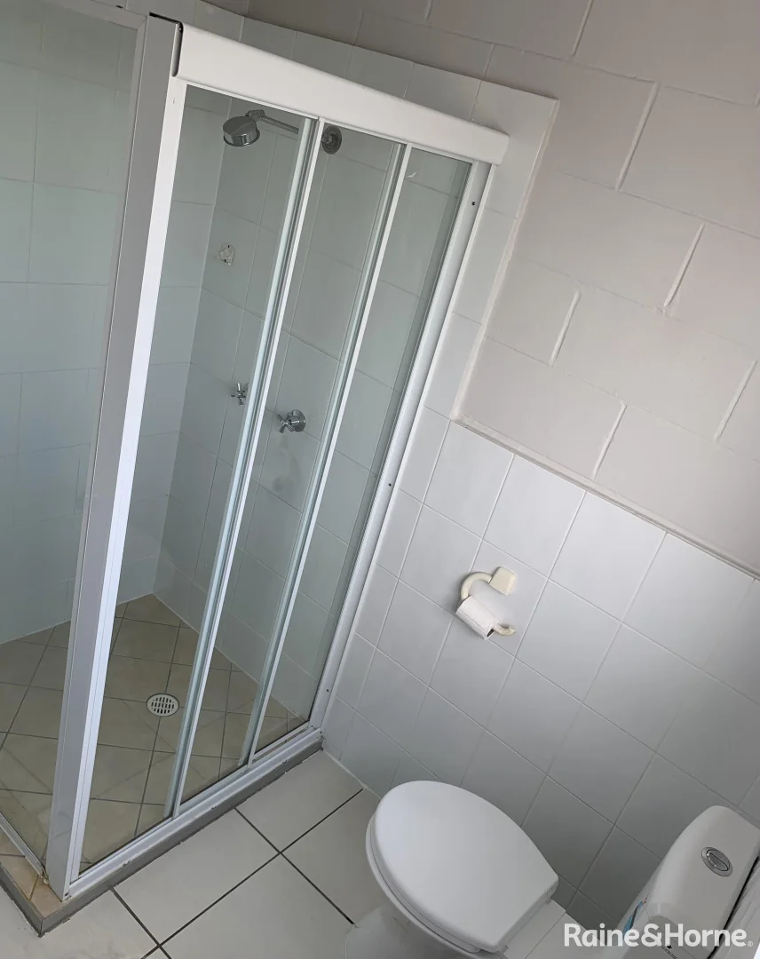 Additional image 10 of 4/29 Off Street, Gladstone Central QLD 4680