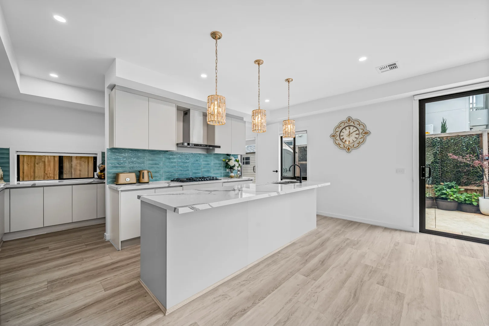 Additional image 4 of 2 Freshwater Way, Fraser Rise VIC 3336
