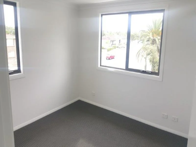 4/411 Main Road, Cardiff NSW 2285 photo 4
