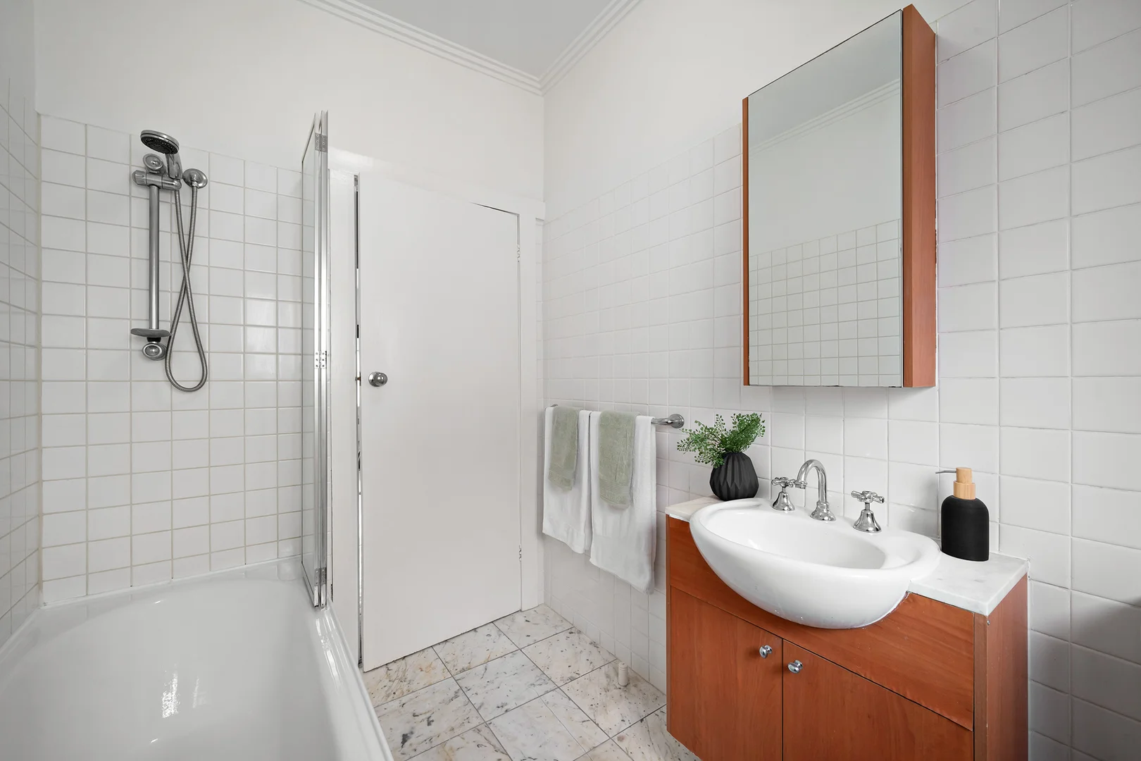 Additional image 7 of 12/2 Ravens Grove, St Kilda East VIC 3183
