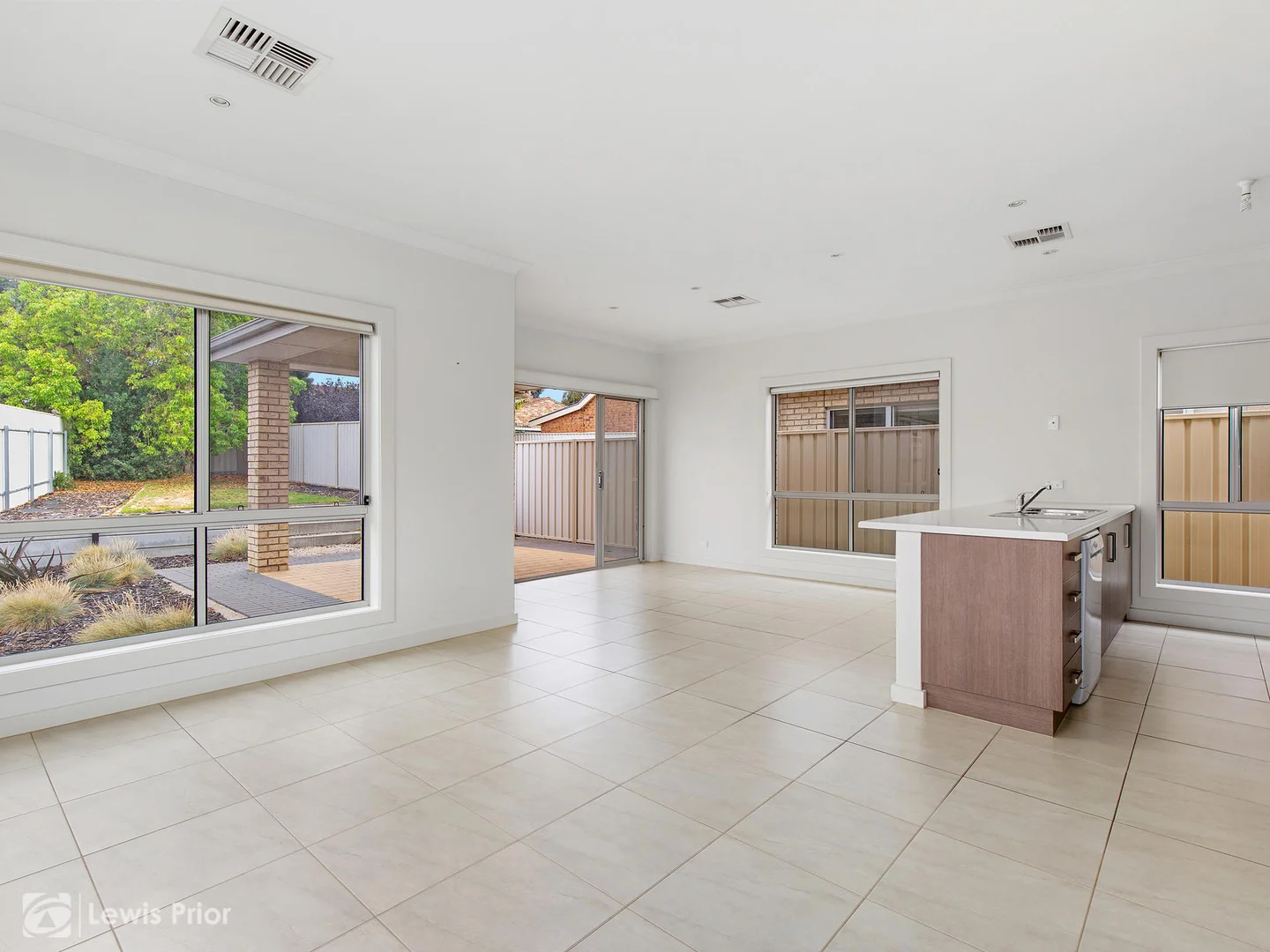 Additional image 2 of 8a Shinnick Street, Dover Gardens SA 5048