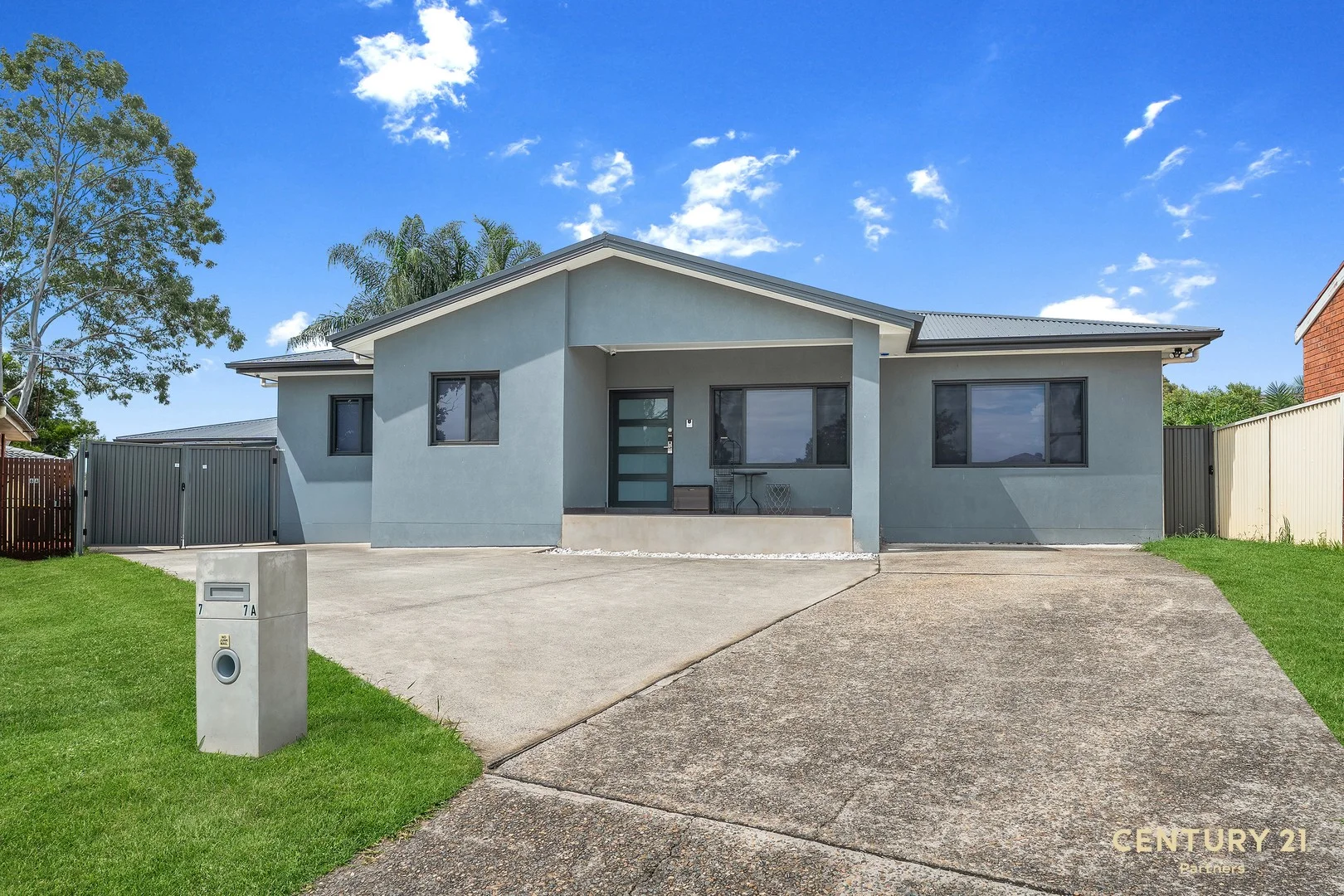 7 Fontana Close, St Clair NSW 2759