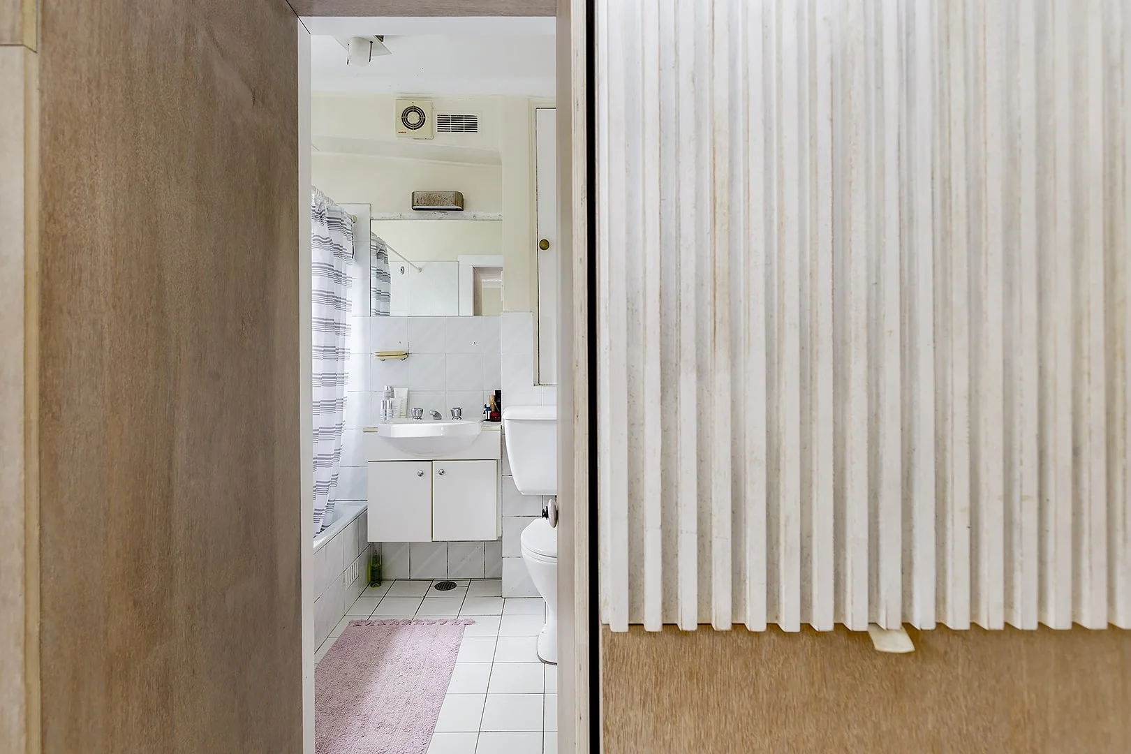 Additional image 5 of 2/44 McDougall Street, Kirribilli NSW 2061