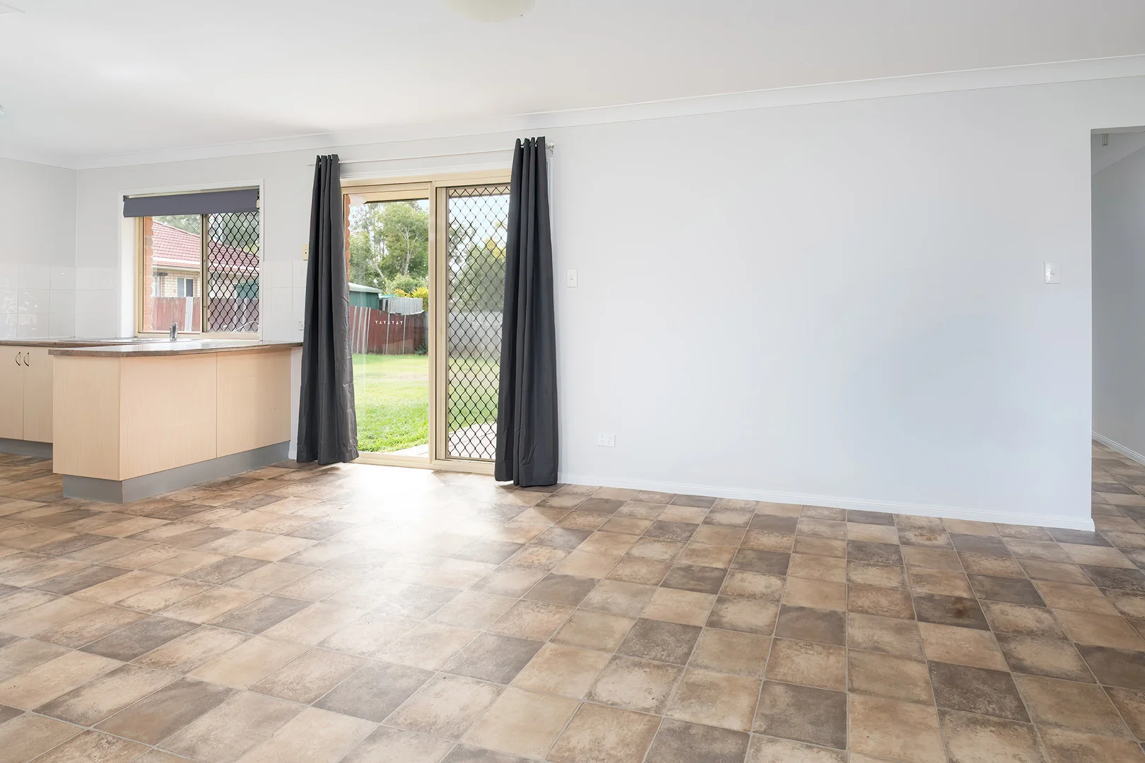 Additional image 5 of 11 Jameson Close, Morayfield QLD 4506