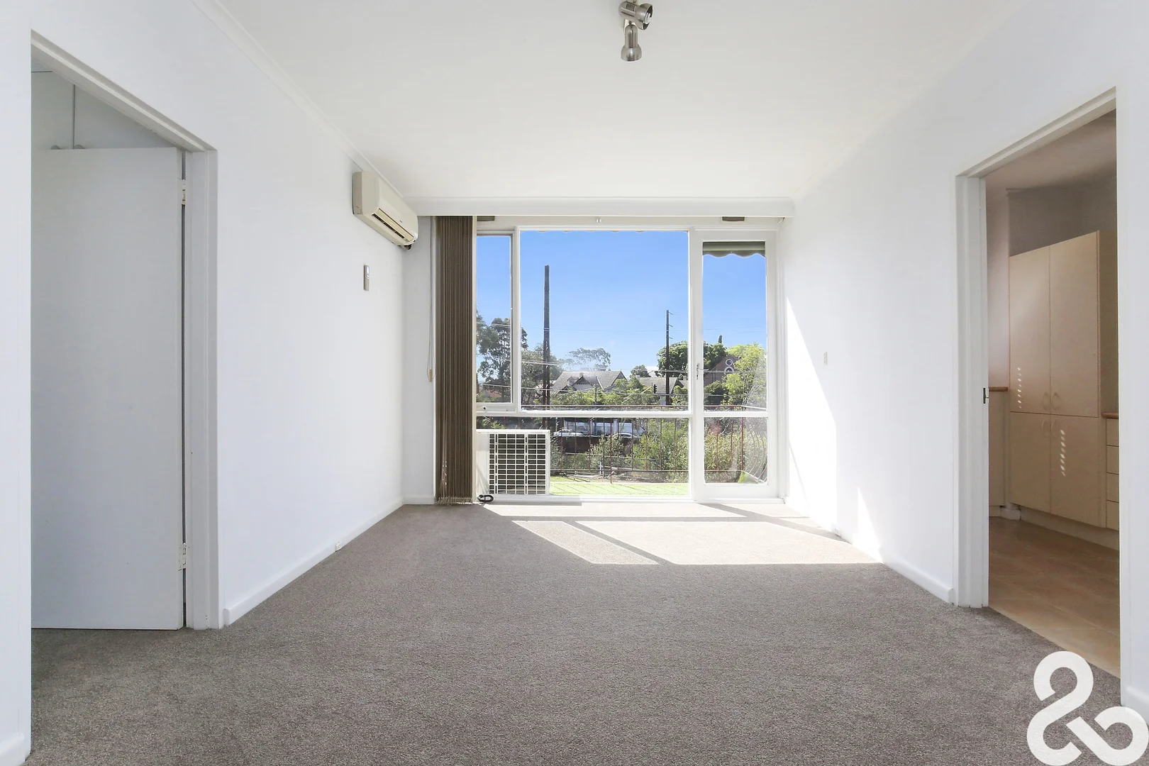 Additional image 4 of 6/2 Salisbury Avenue, Ivanhoe VIC 3079