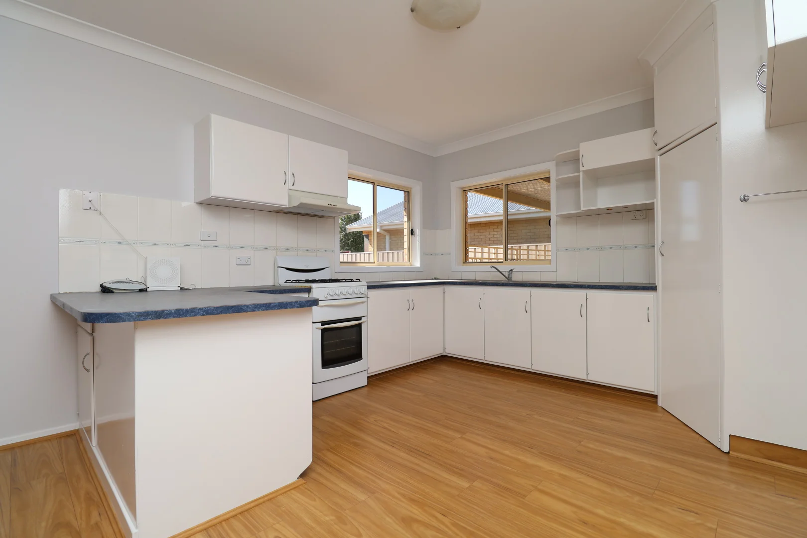 Additional image 3 of 70 Jack Avenue, Mount Austin NSW 2650