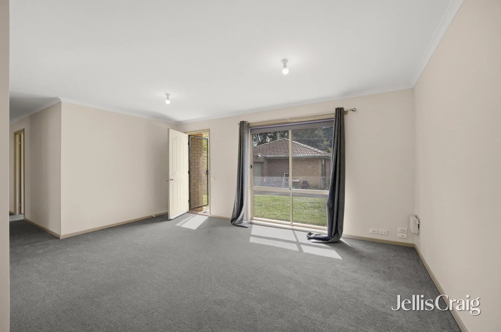 Additional image 4 of 2/324A Humffray Street North, Brown Hill VIC 3350