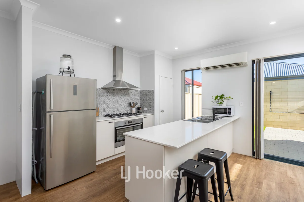 Additional image 9 of 116 Tiffany Centre, Dalyellup WA 6230
