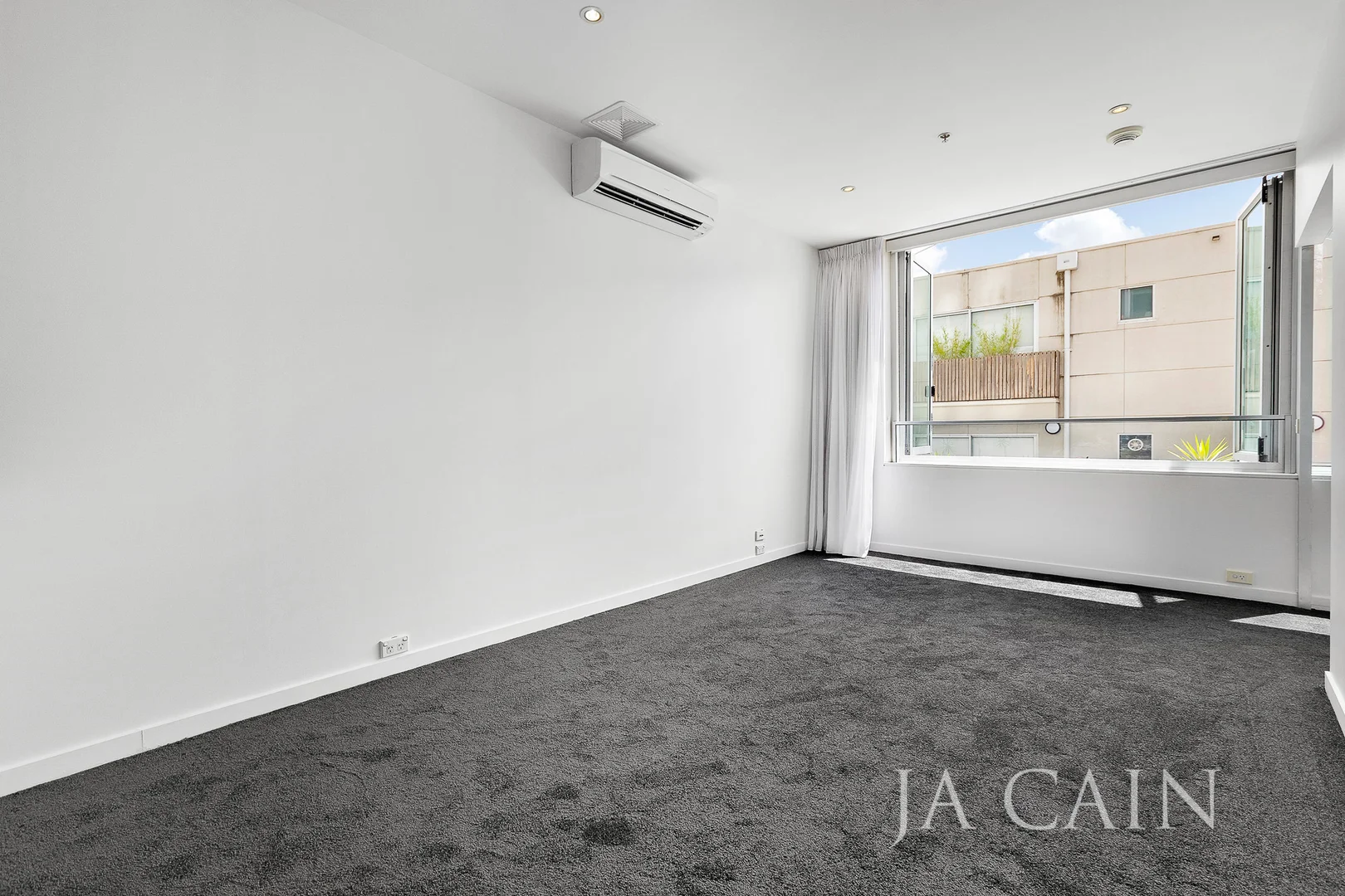 Additional image 3 of 208/166 Wellington Parade, East Melbourne VIC 3002