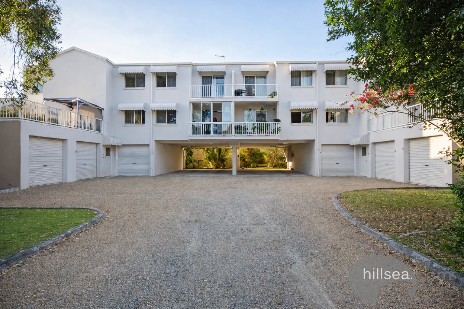 7/3-5 Brett Avenue, Labrador QLD 4215