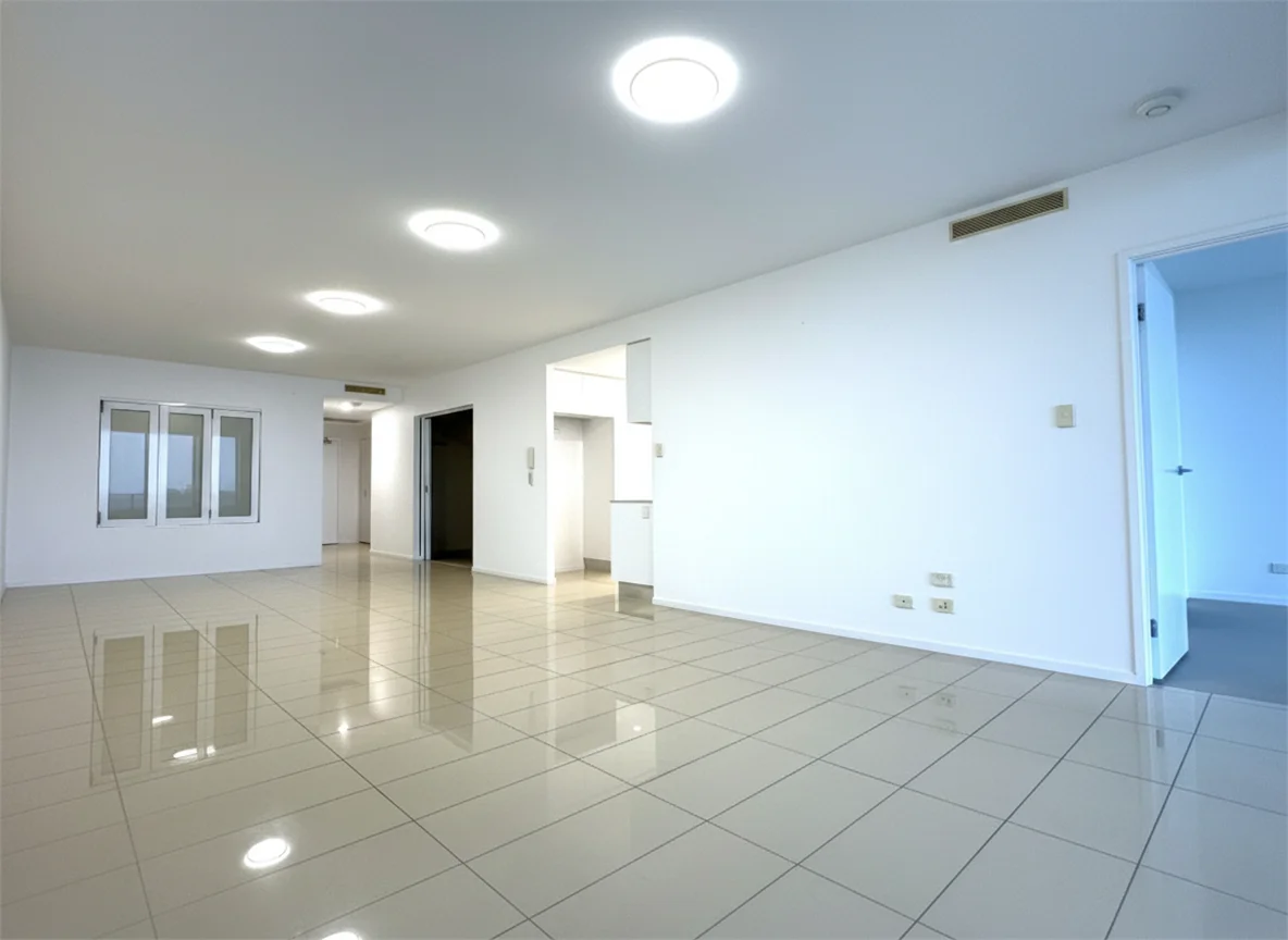 Additional image 2 of 807/15 Compass Drive, Biggera Waters QLD 4216