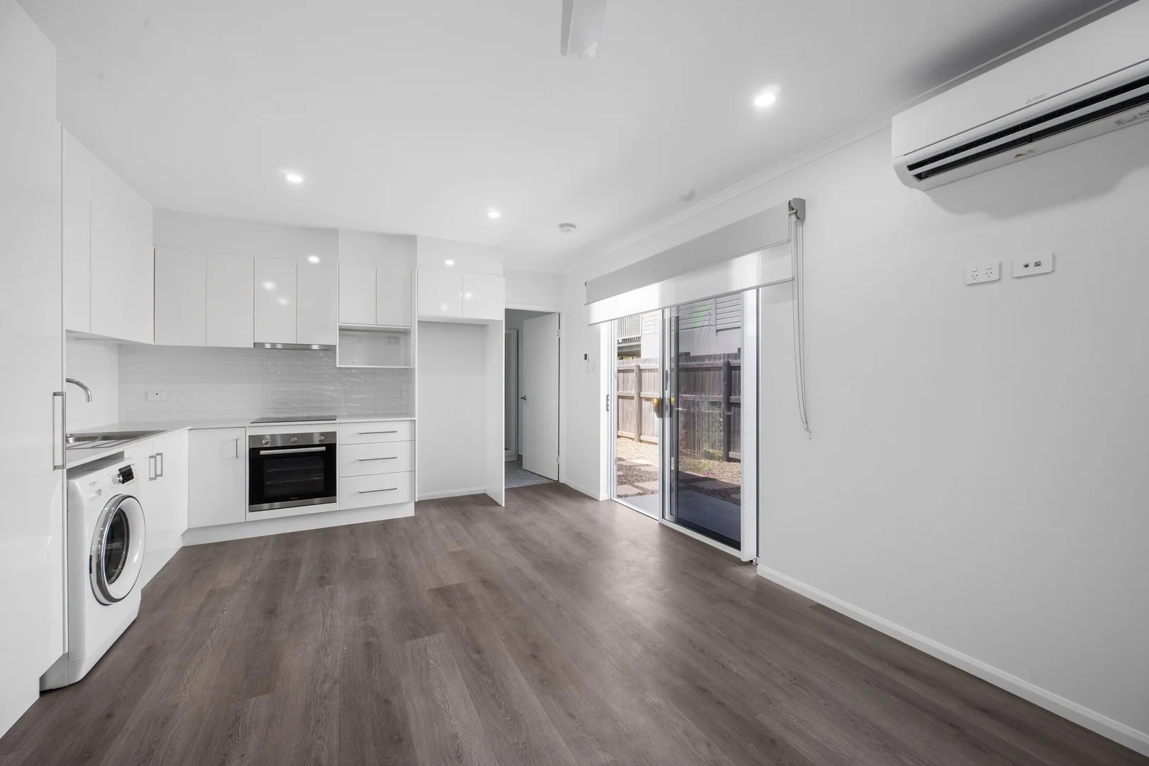 39a Clayton Street, Hermit Park QLD 4812