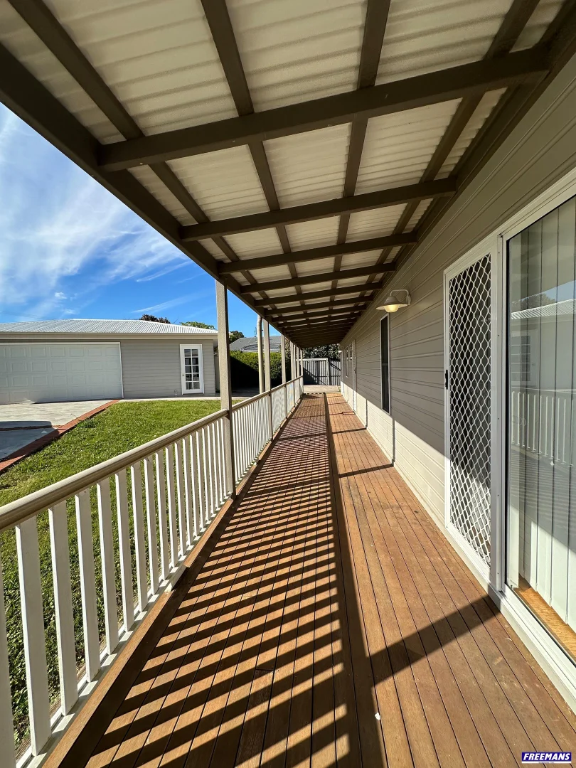 60 Banksia, Kingaroy QLD 4610 photo 4