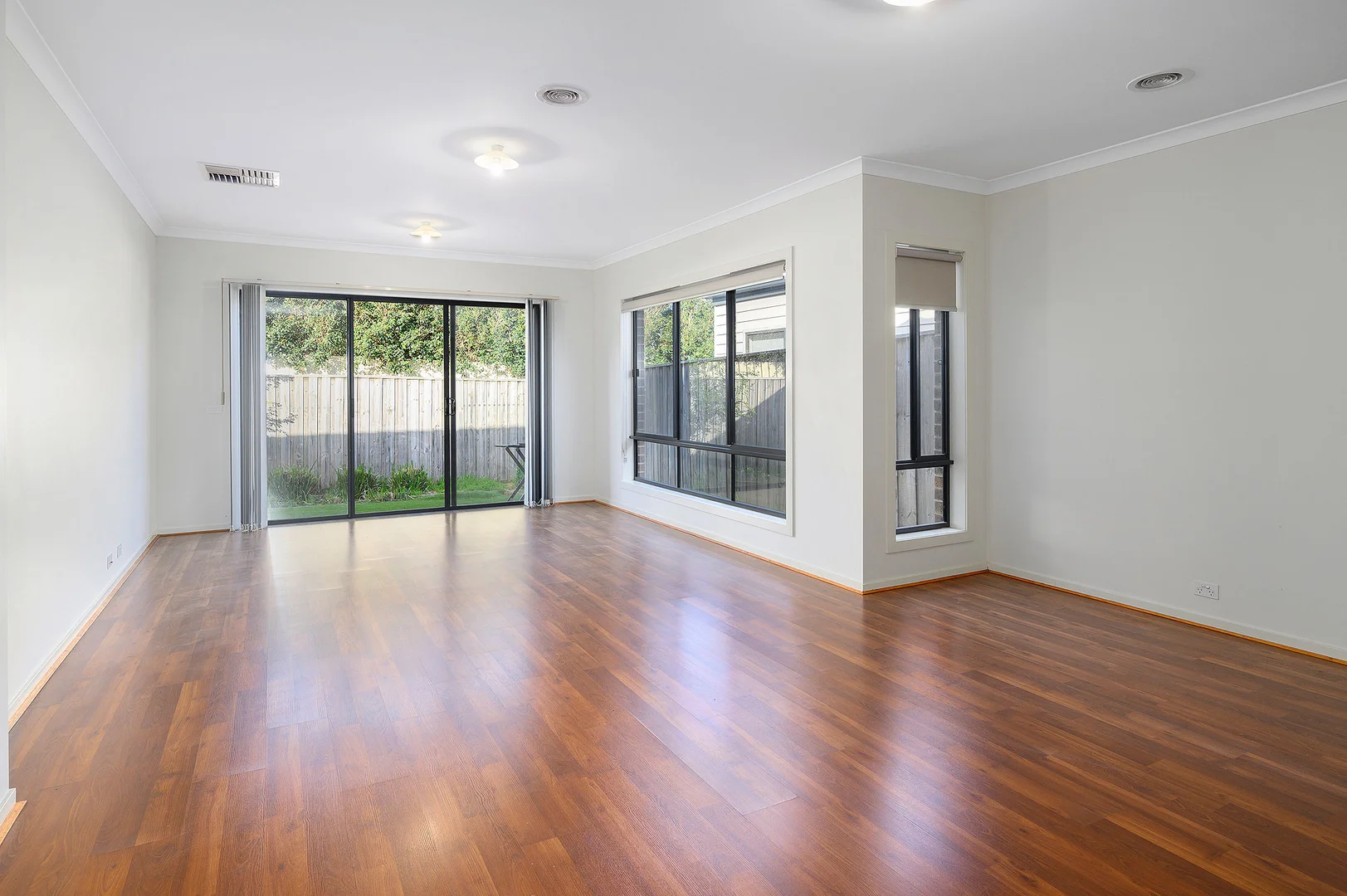 Additional image 3 of 33 Higgins Street, Fraser Rise VIC 3336