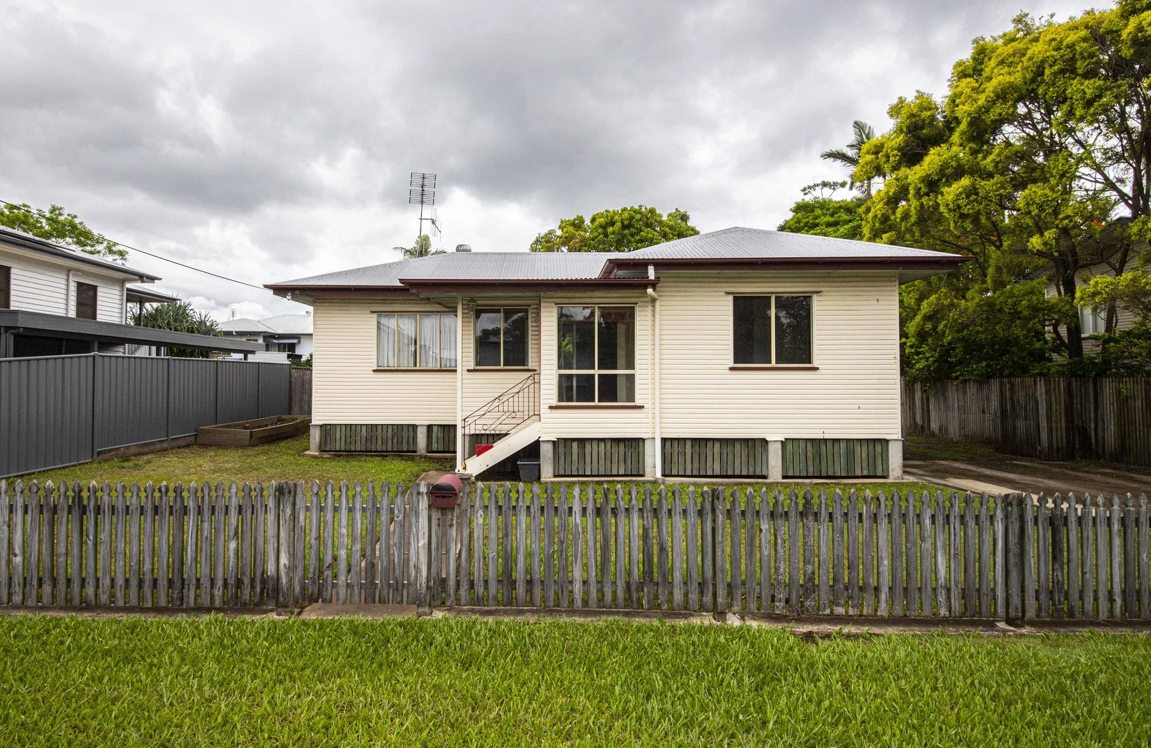 12 Hunter Street, Maryborough QLD 4650