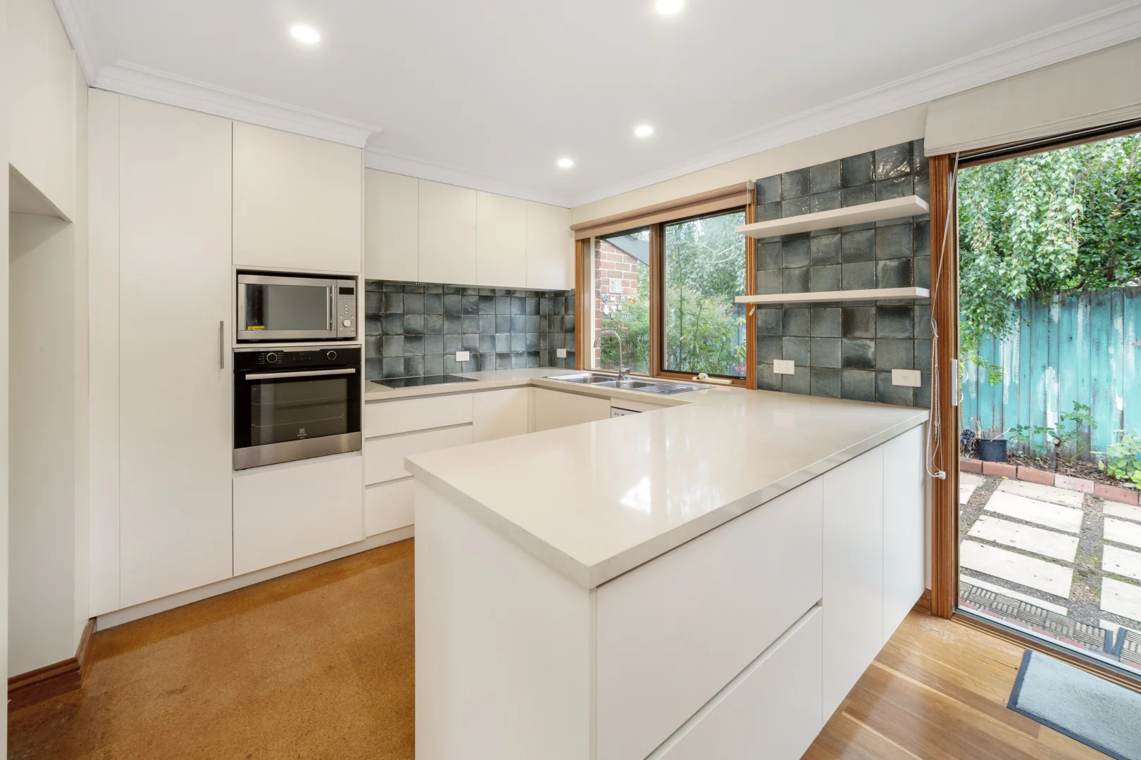Additional image 2 of 2/29 Kangaroo Road, Murrumbeena VIC 3163