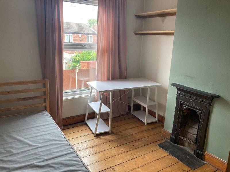 Additional image 2 of Room in a Shared House, Lamcote Grove, NG2, N1 7GU