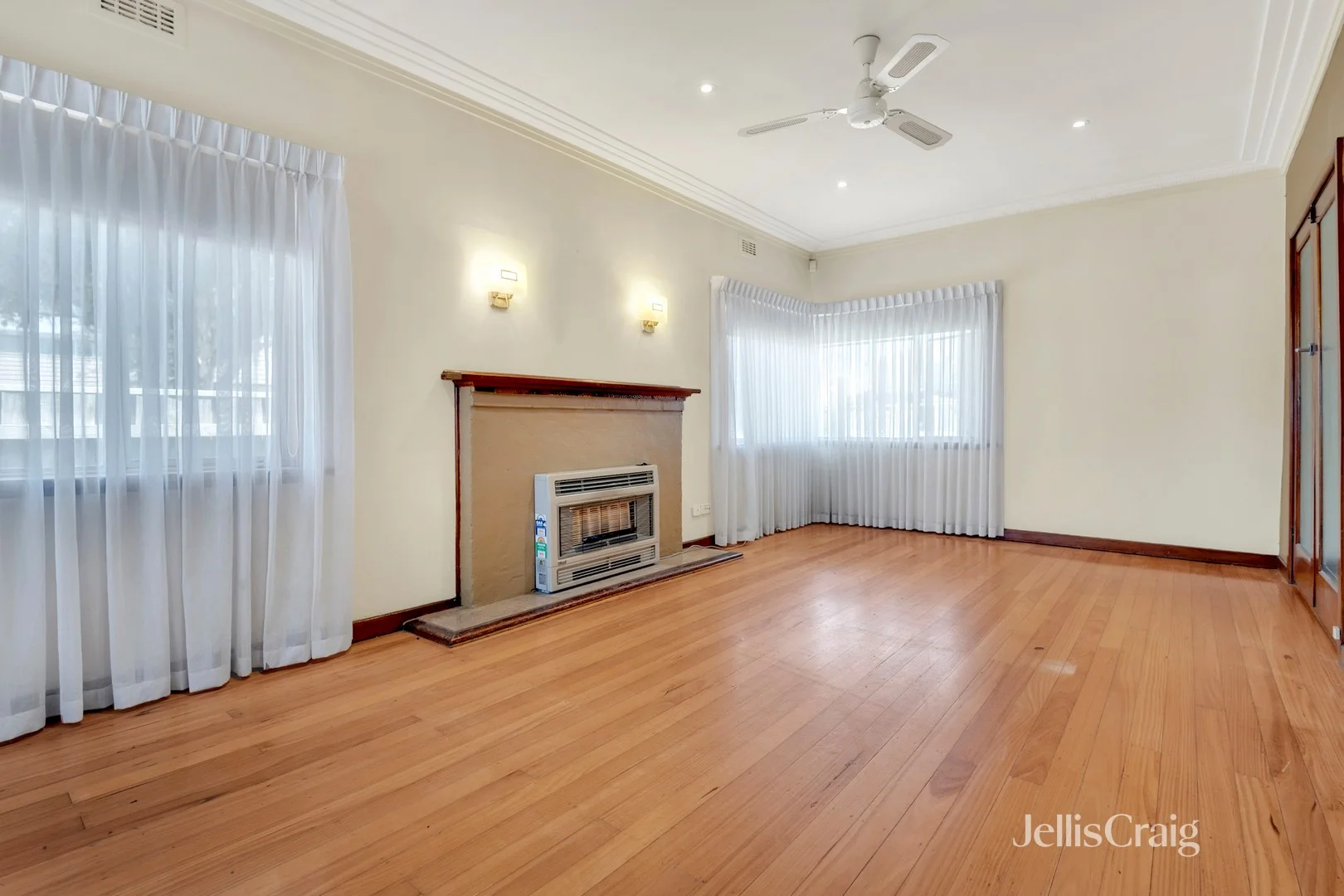 18 Wadham Street, Pascoe Vale South VIC 3044