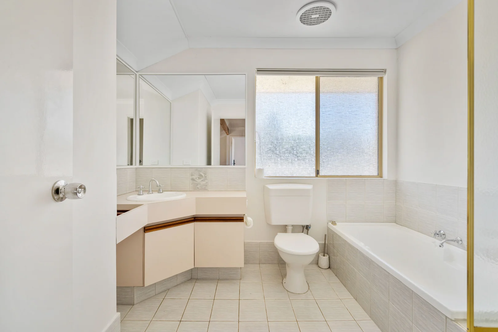 Additional image 12 of 15A Wilkins Street, Halls Head WA 6210