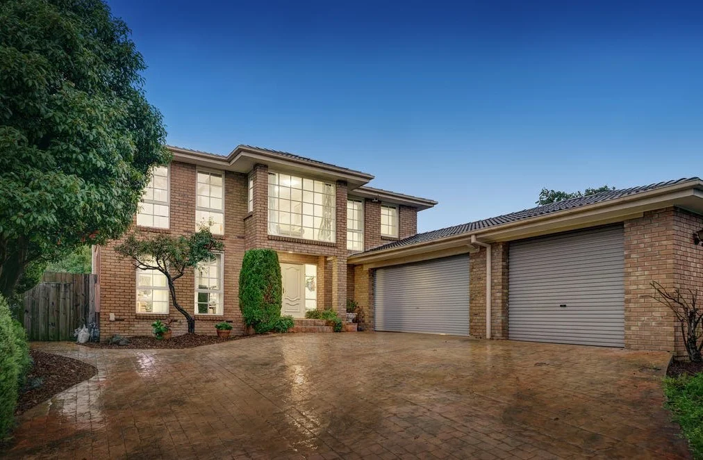 16 Crestmont Court, Doncaster East VIC 3109