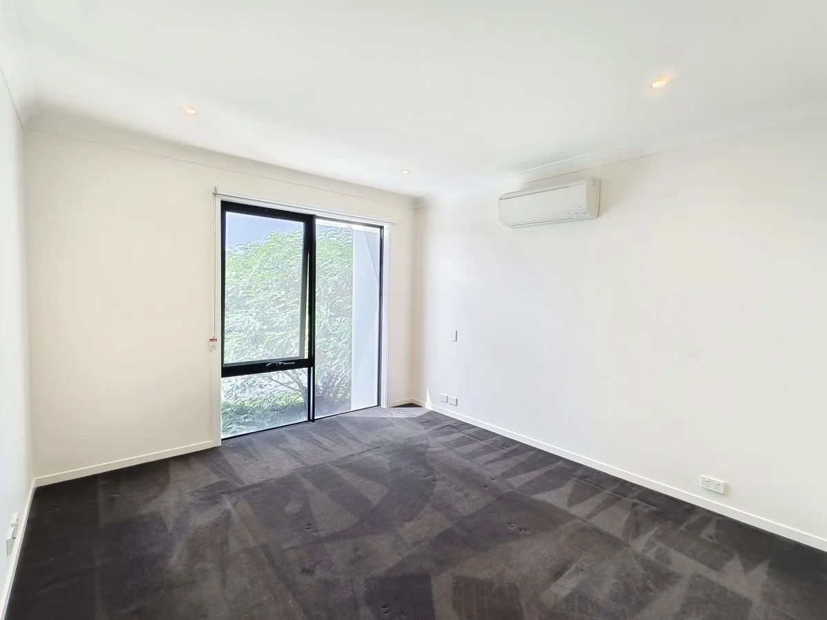 2 Doherty Dr, Pimpama QLD 4209 photo 5