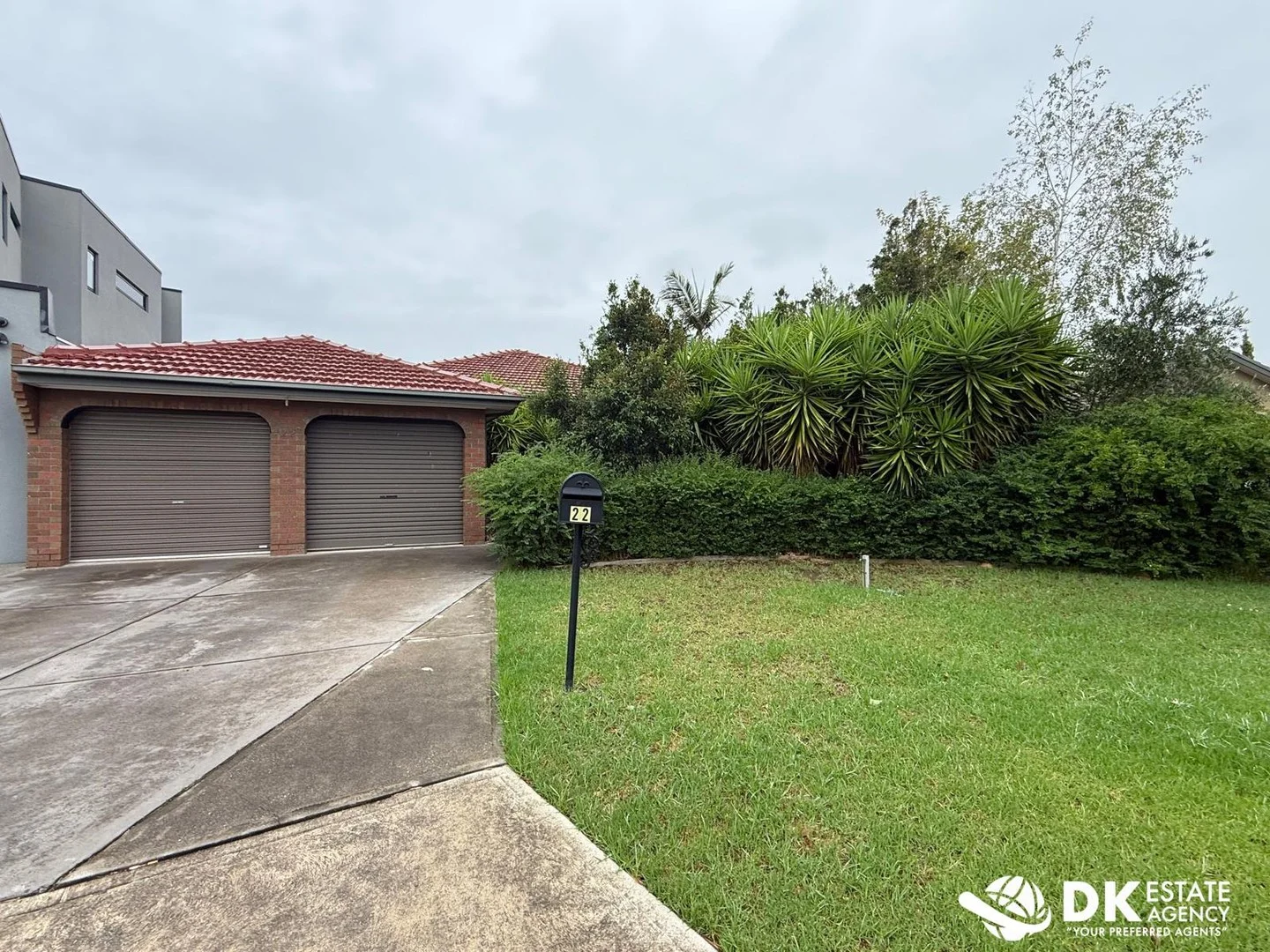 22 Admirals Cres, Taylors Lakes VIC 3038