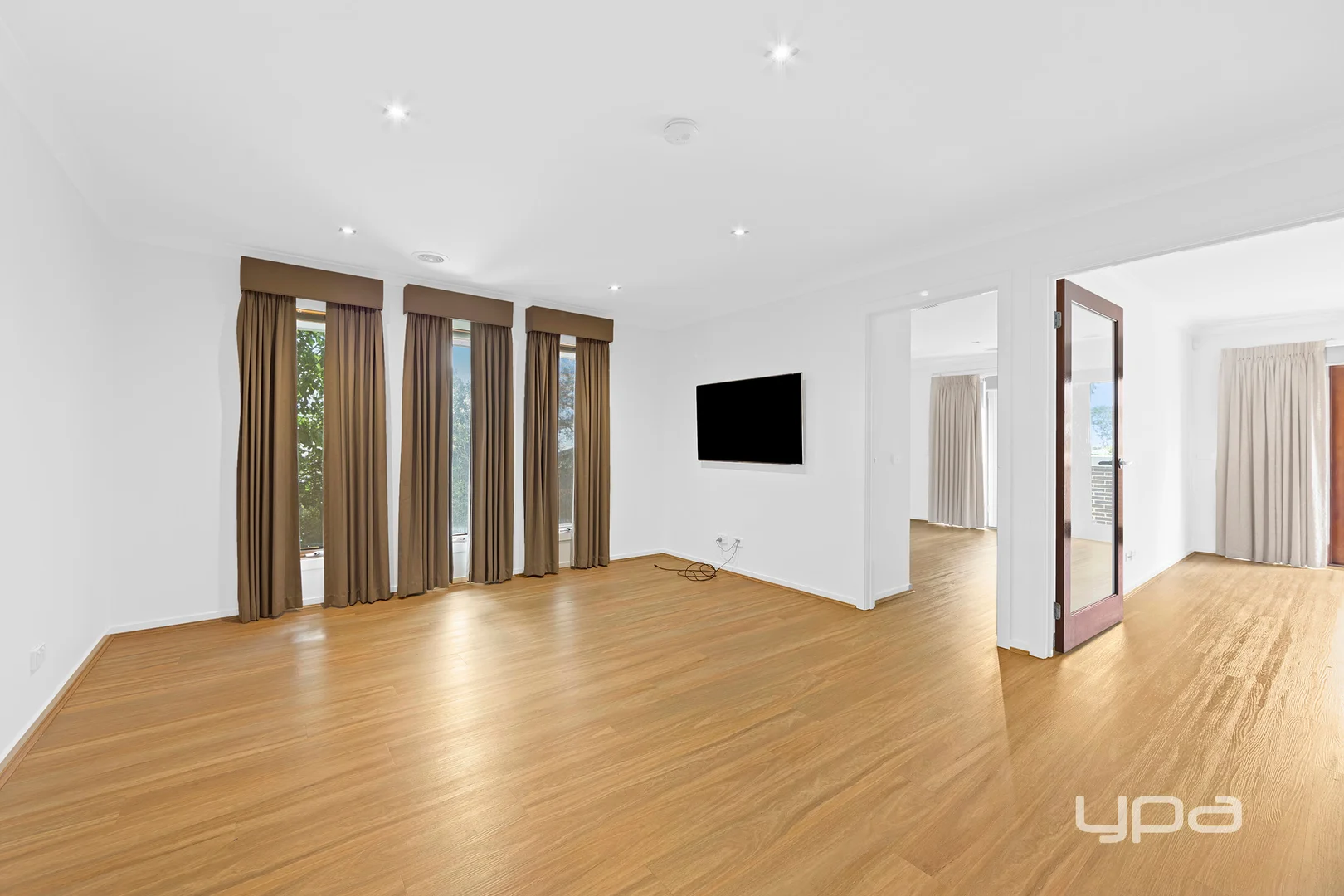 Additional image 9 of 4 Seine Place, Caroline Springs VIC 3023