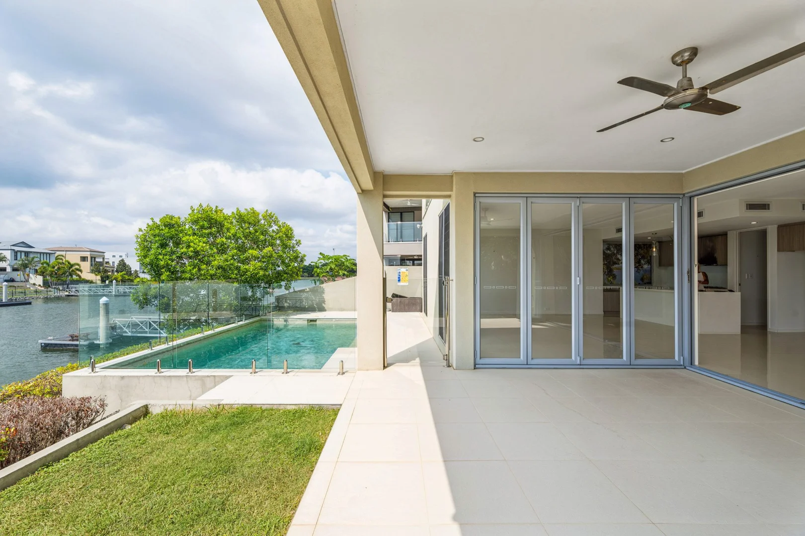 Additional image 4 of 1069 Edgecliff Drive, Hope Island QLD 4212