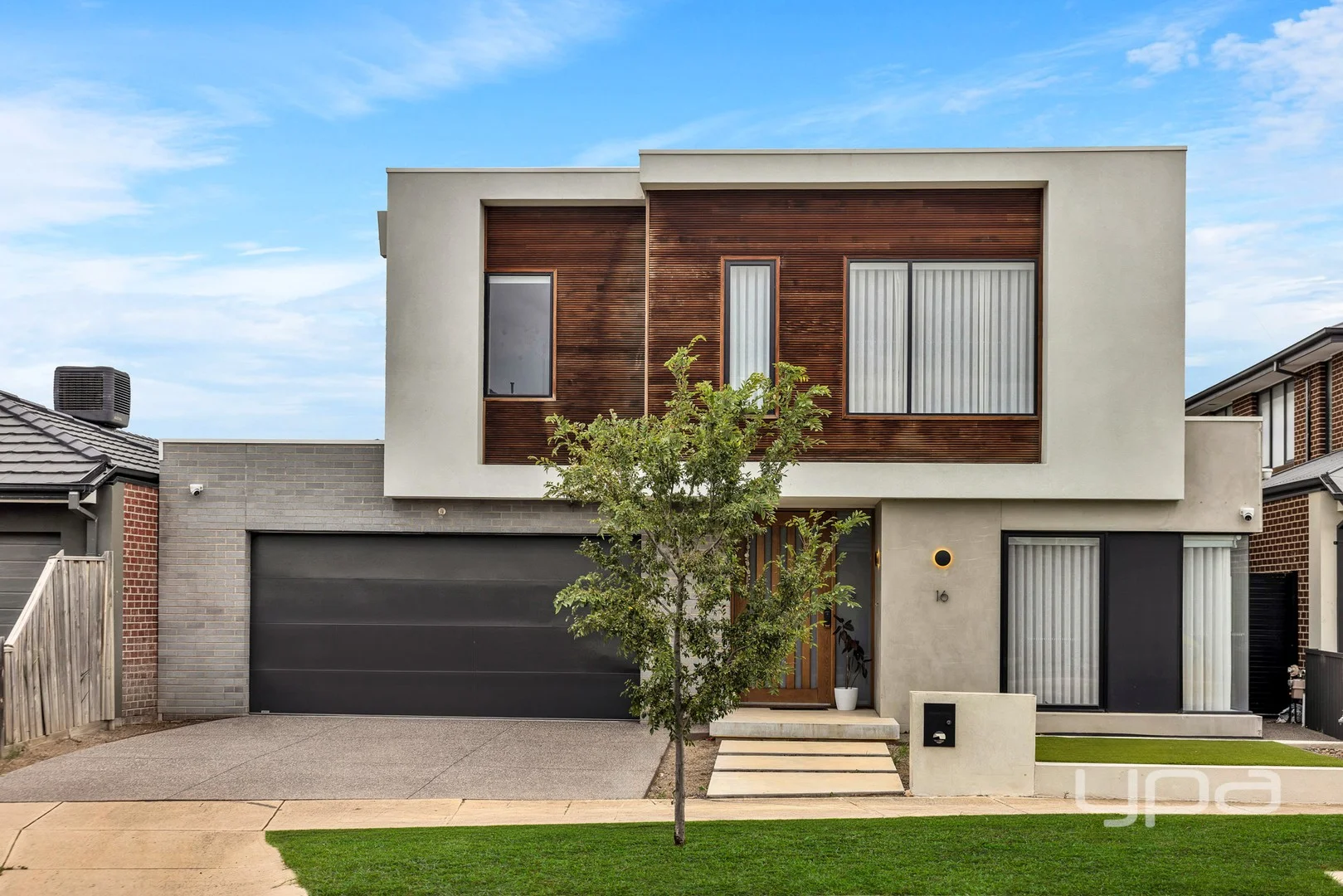 16 Egmont Street, Point Cook VIC 3030