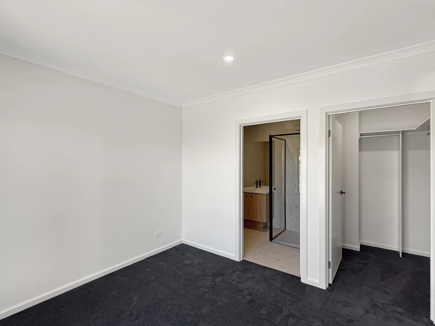 Additional image 3 of 41 Camelon Avenue, Thornhill Park VIC 3335