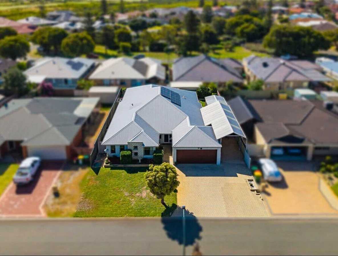 13 Baltimore Gardens, Port Kennedy WA 6172