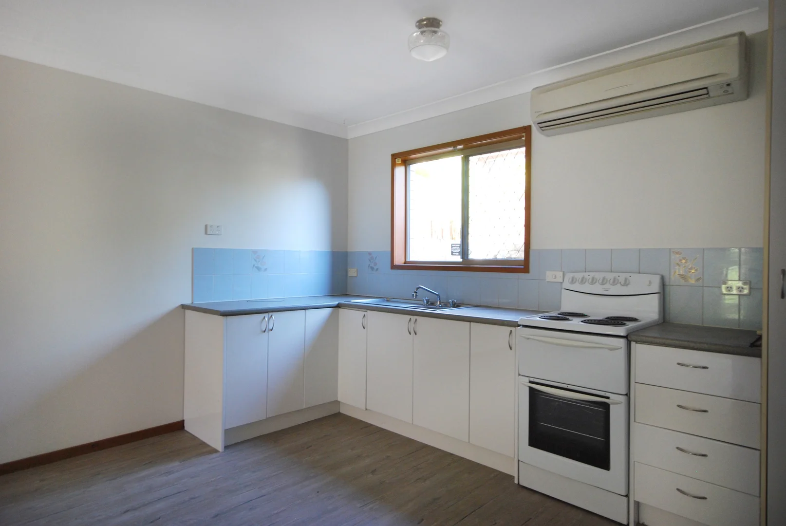 Additional image 3 of 2/4-6 Honeysuckle Street, Tweed Heads West NSW 2485
