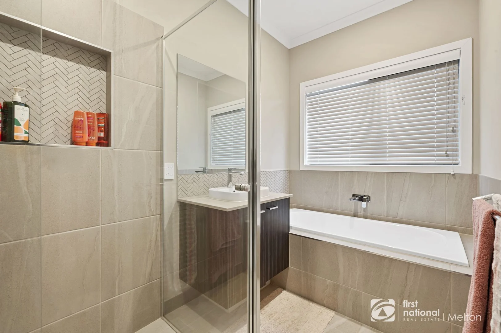 Additional image 4 of 42 Castlecrag Way, Strathtulloh VIC 3338