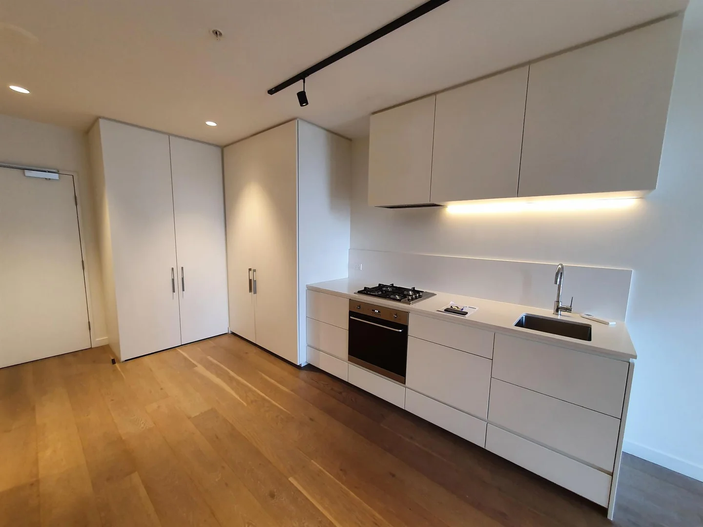 Additional image 2 of 905/65 Dudley Street, West Melbourne VIC 3003