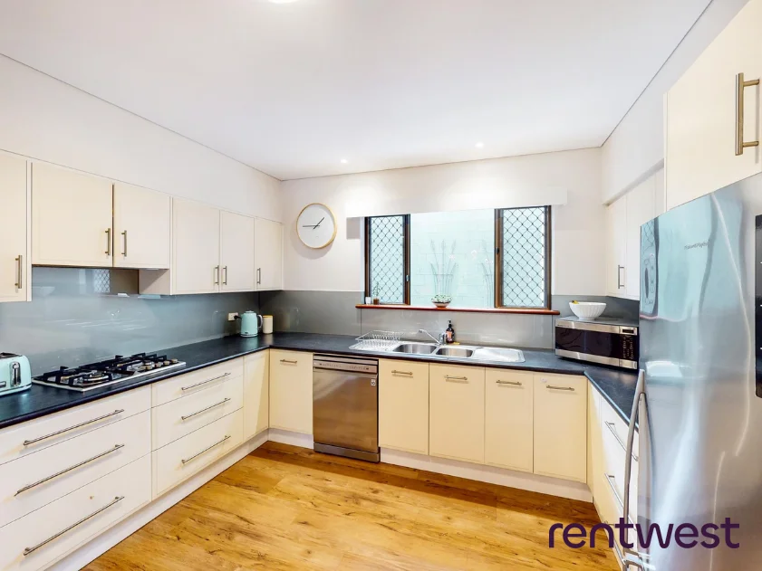Additional image 4 of 31 Shadbolt Street, Booragoon WA 6154