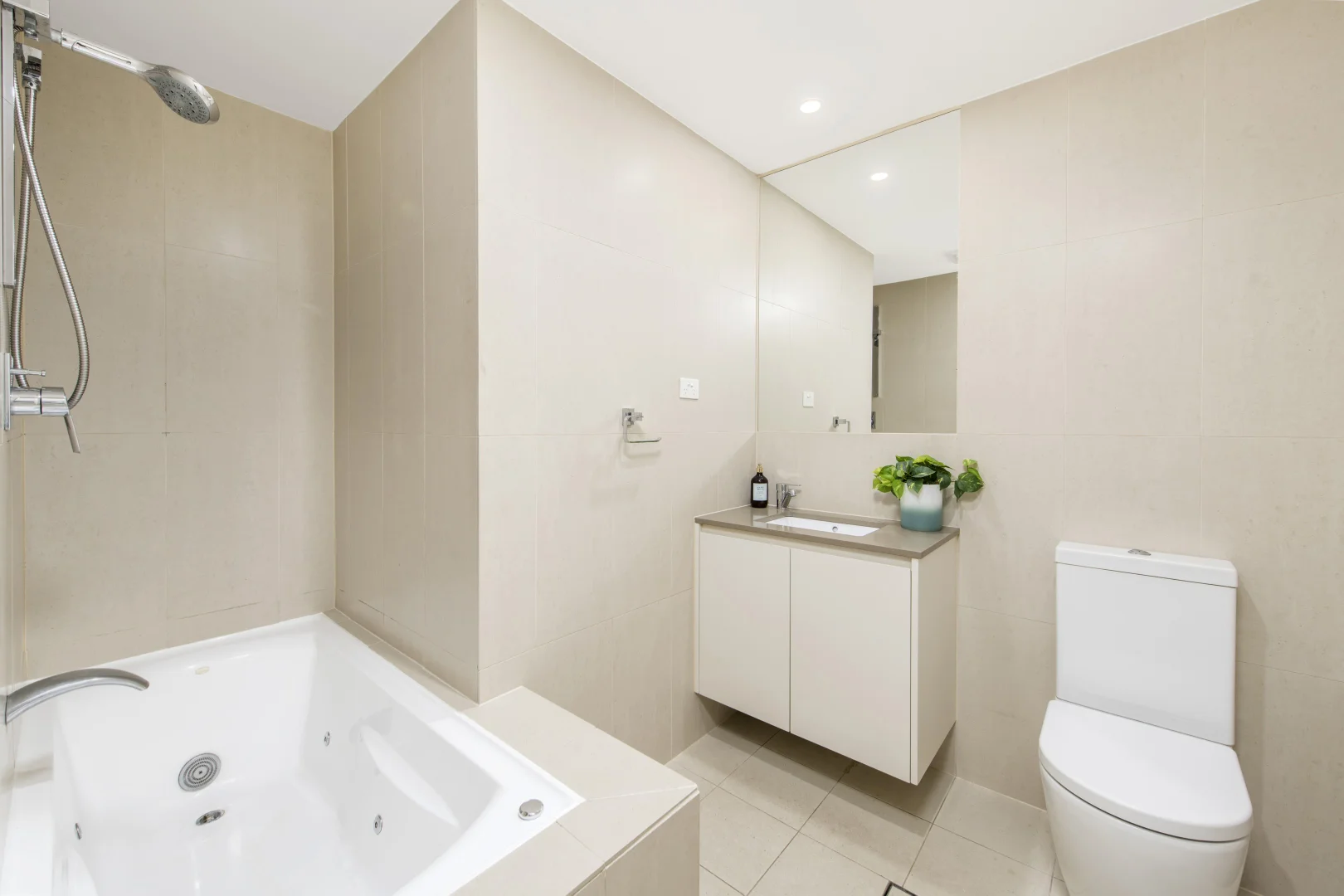 Additional image 7 of 7/197 Walker Street, North Sydney NSW 2060