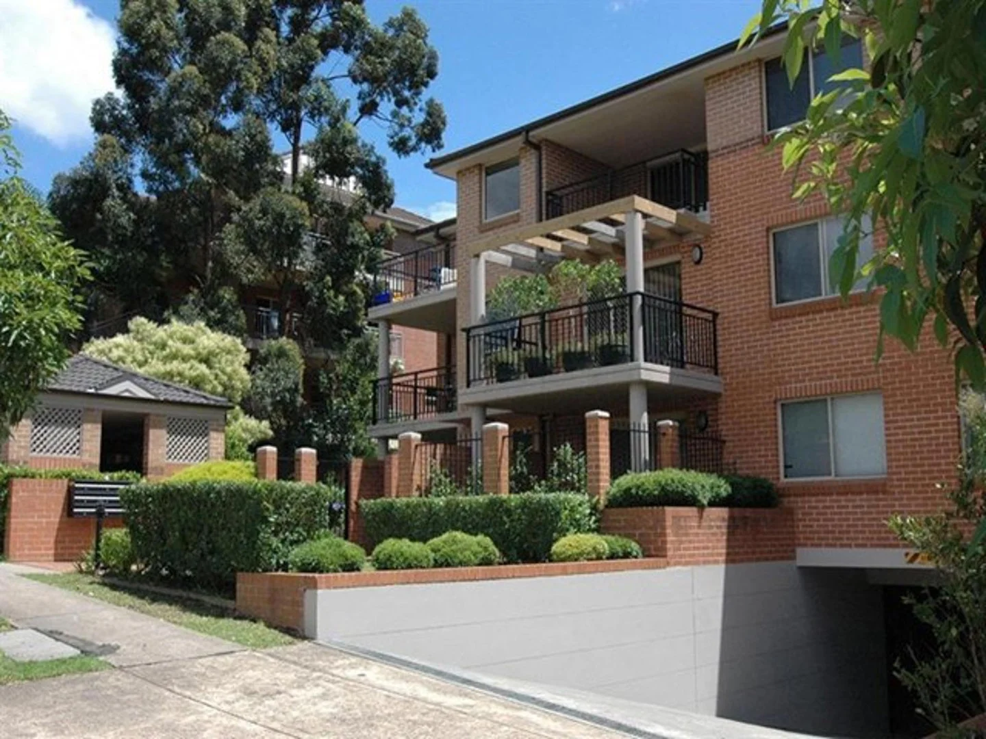 16/9-15 May Street, Hornsby NSW 2077