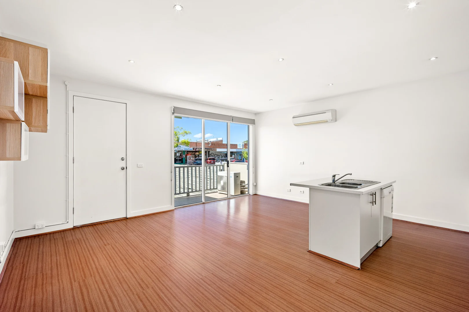 Additional image 2 of 1/1422 Centre Road, Clayton South VIC 3169