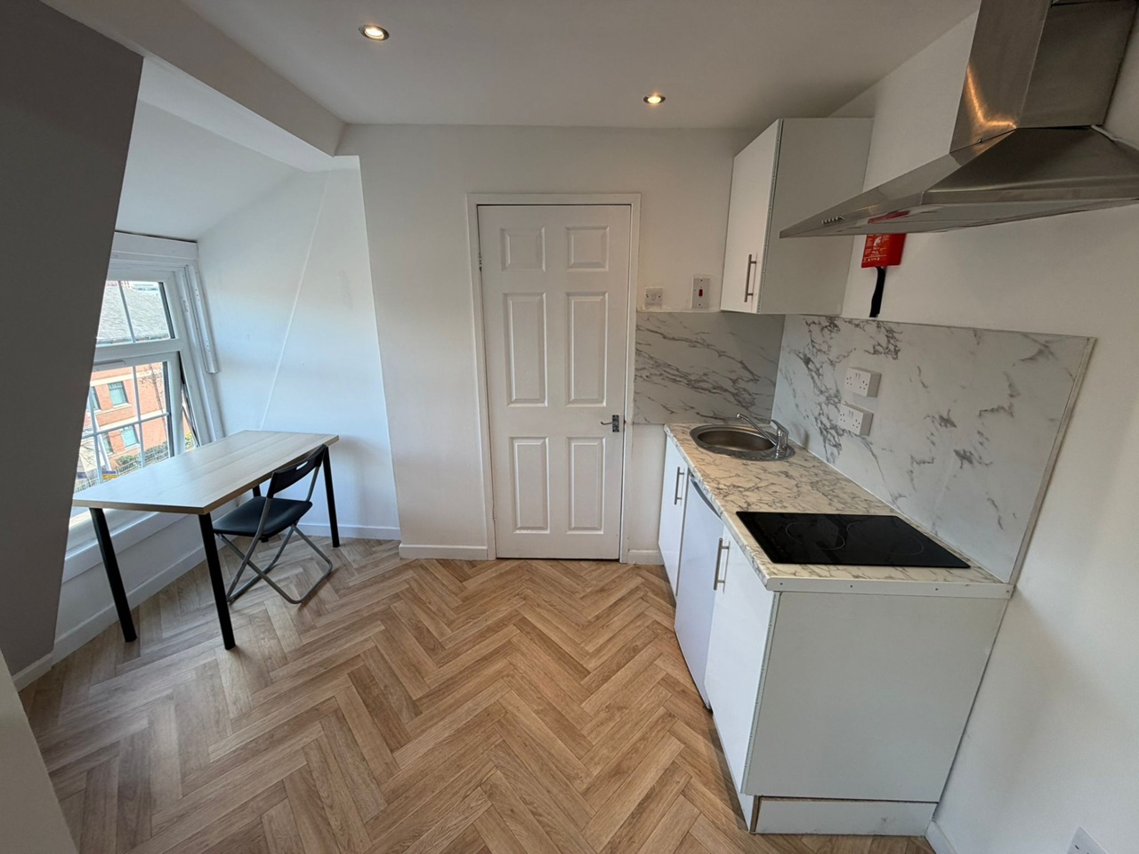 Studio Flat, Mansfield Road, NG1, N1 7GU photo 4