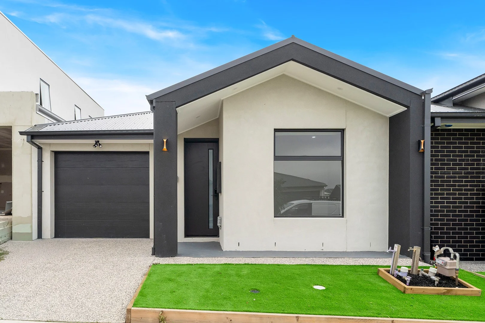 8 Persimmon Road, Craigieburn VIC 3064