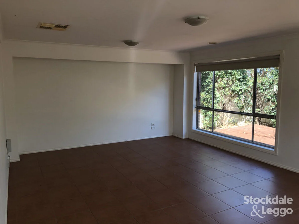 29 Melrose Circuit, Shepparton VIC 3630 photo 3